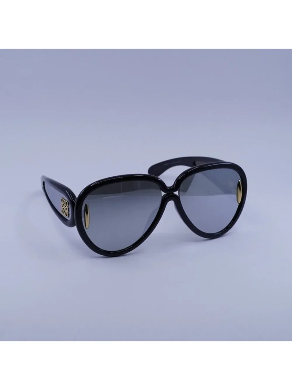 Loewe LW40132I 01C Sunglasses Shiny Black Aviator Frame, Smoke Mirror Lenses